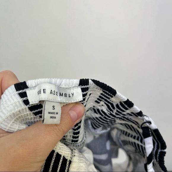 Free Assembly Tank - Picture 5 of 7